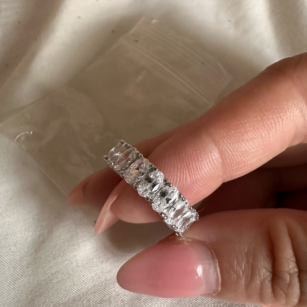 Elegant Silver Band Oval Eternity Ring Band